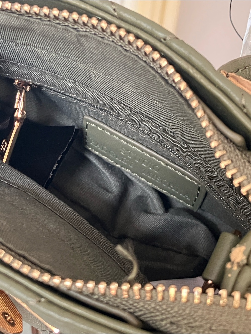 B Mischka SEE PICS Olive Mini Diamond Quilted Tote Front Lock Gold Hardware NWT - Picture 7 of 7